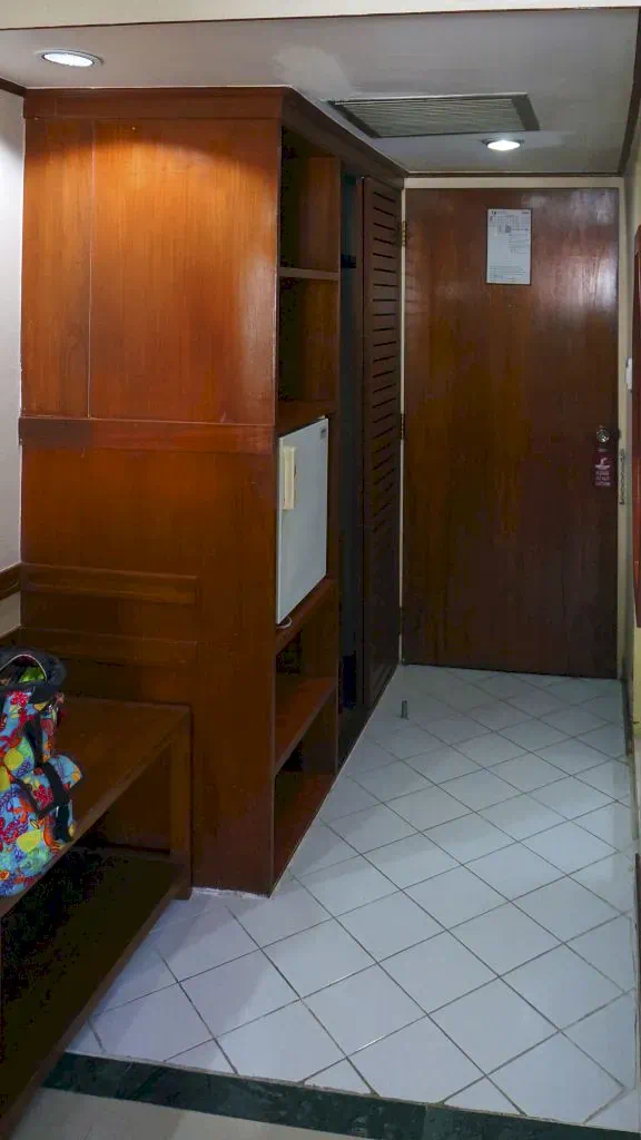 Номер отеля First Hotel в Бангкоке.